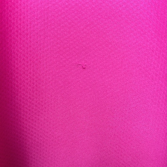 Under Armour Heatgear Short Sleeve Workout Top Size Small - Picture 6 of 11